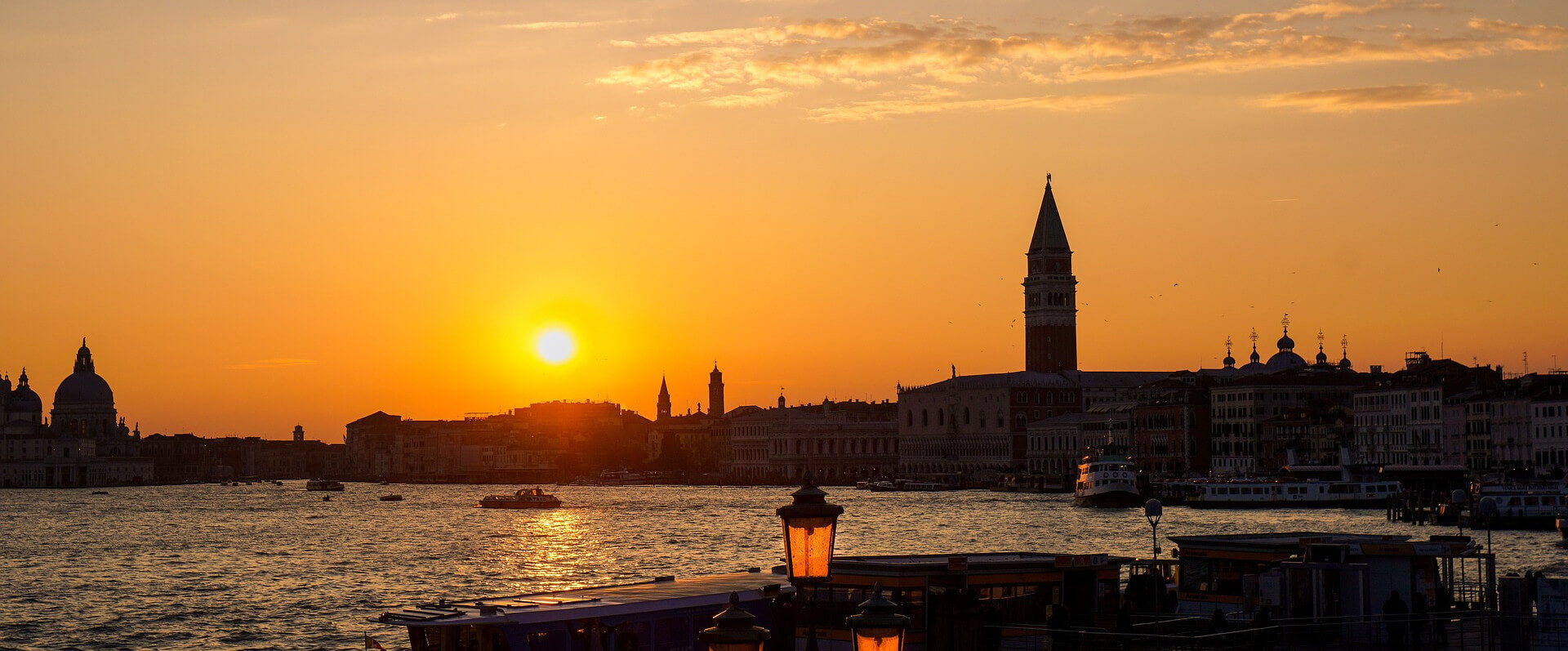 Agenzia Immobiliare Cera Uffici in San Marco Campo Santo Stefano