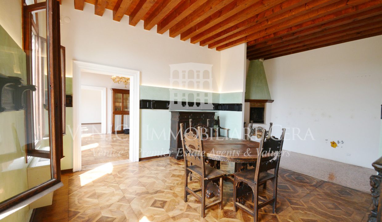 appartamento-vendita-venezia-lusso.jpg08