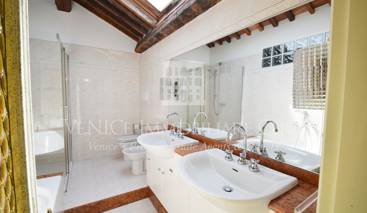 appartamento-vendita-venezia-lusso.jpg27