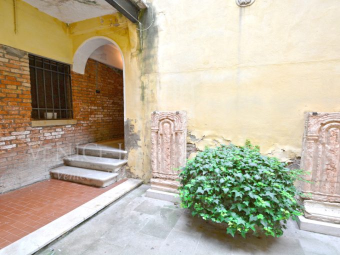 VeNICe lmmobiliare Cera