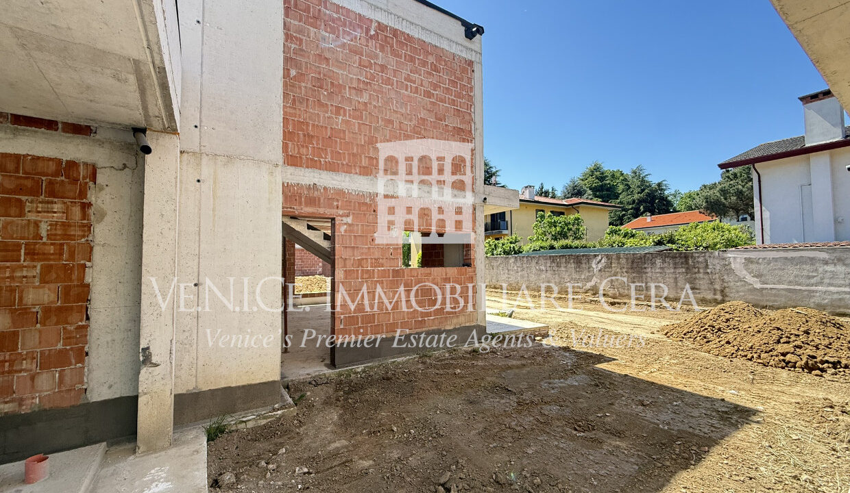 villa-vendita-mogliano-veneto-02
