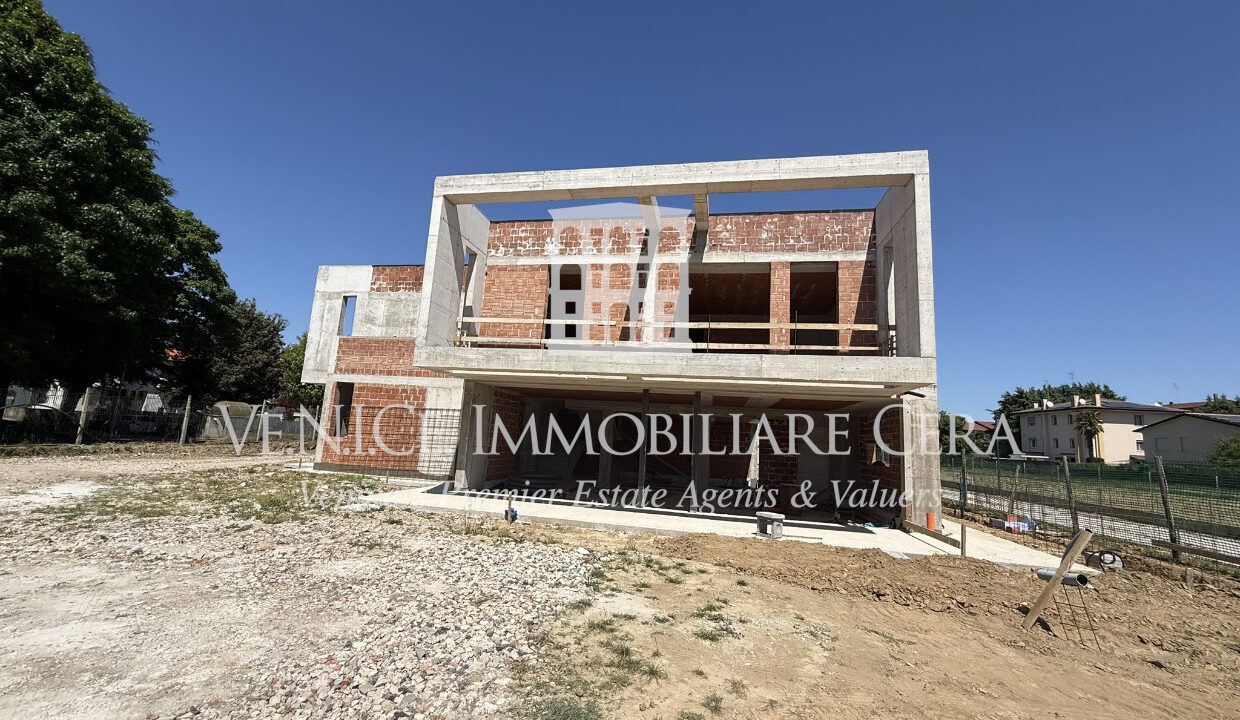villa-vendita-mogliano-veneto-02