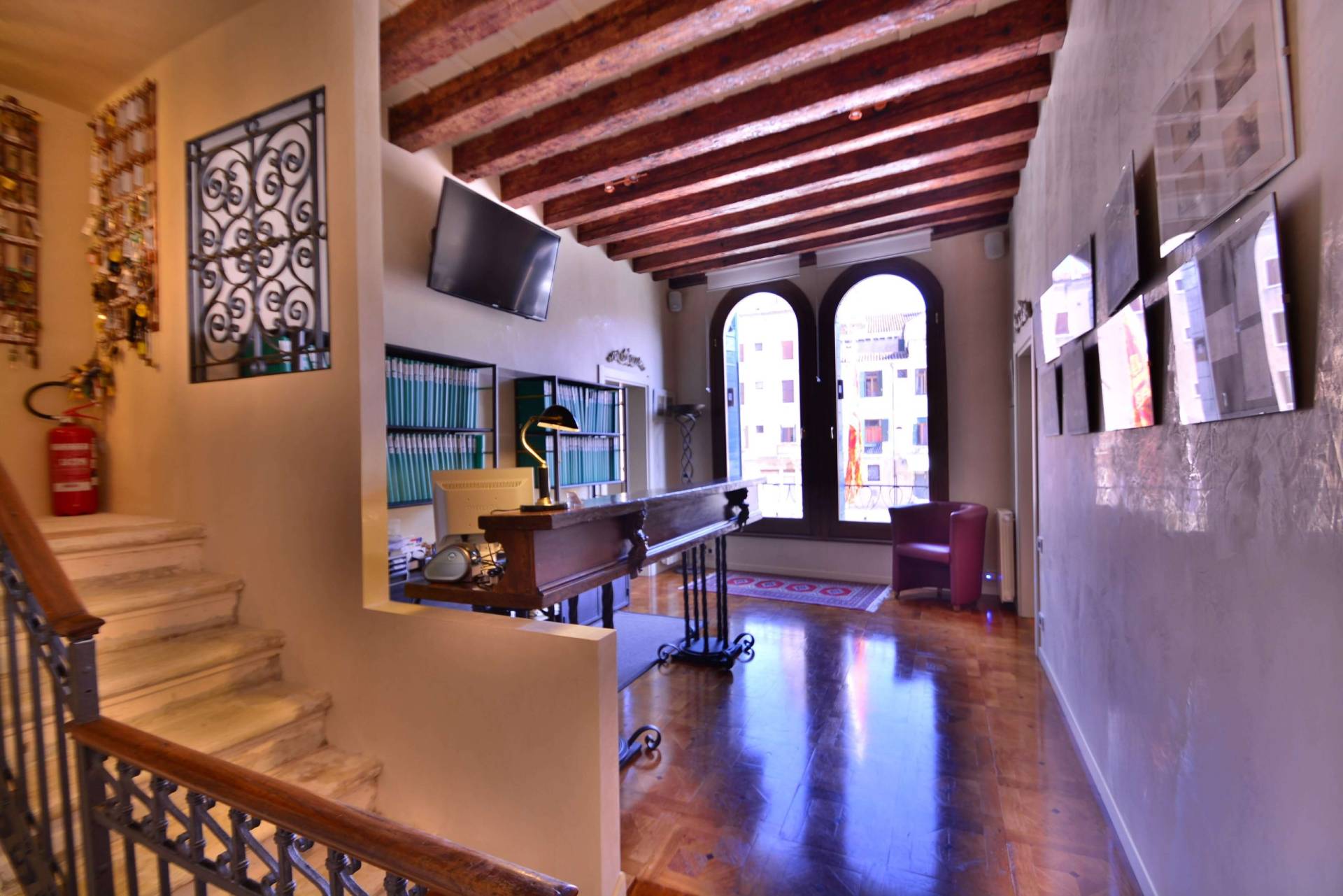 Agenzia Immobiliare Venezia - Uffici Campo Santo Stefano